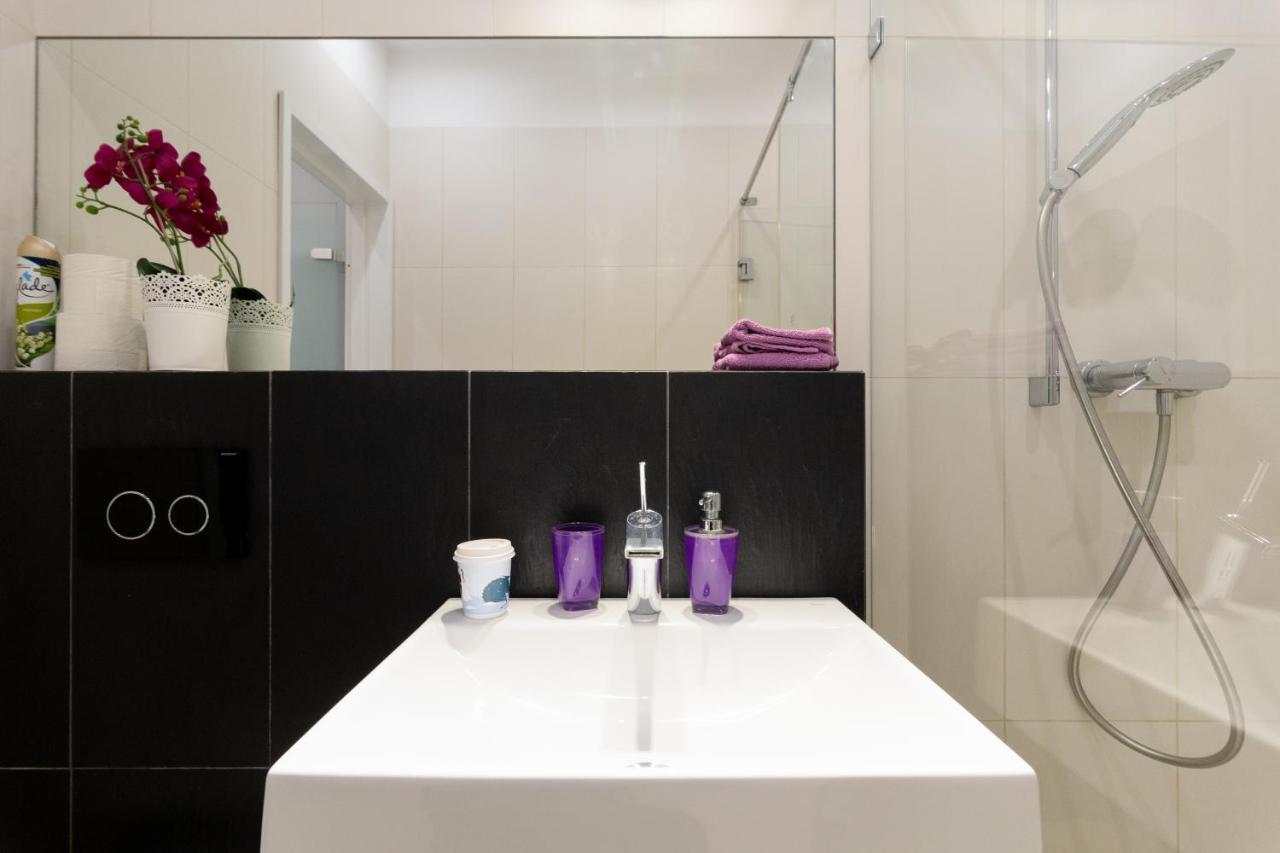 Secret Charm Fully Equipped Apt With Balcony كراكوفيا المظهر الخارجي الصورة